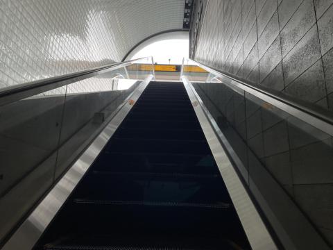 京阪 なにわ橋駅