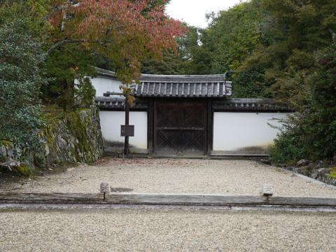 正倉院正門