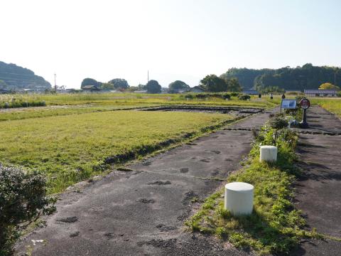 飛鳥宮跡石敷井戸付近