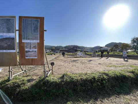 北区画と南区画の境界