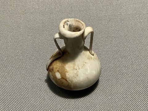 ㊽練製把手付香油壺ベルガモン出土