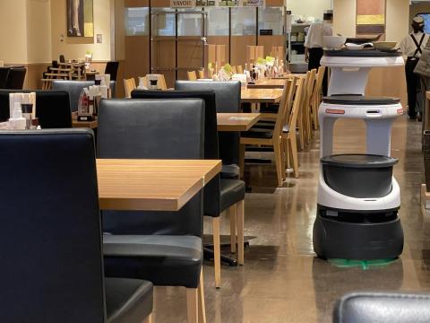 配膳ロボット