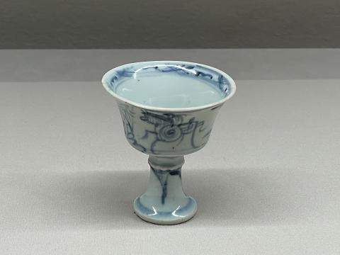 青花 騎馬人物文 高足杯